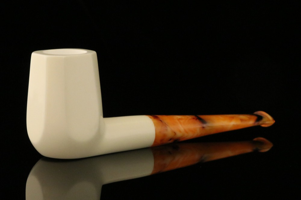 srv - Sitting Panel Block Meerschaum Pipe with fitted case M2562