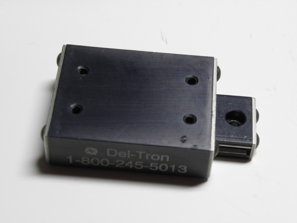 Deltron Linear Stage 25mm travel 50 X 38mm table