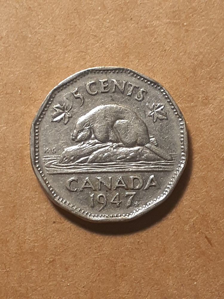 1947 5 CENTS CANADA MAPLE LEAF