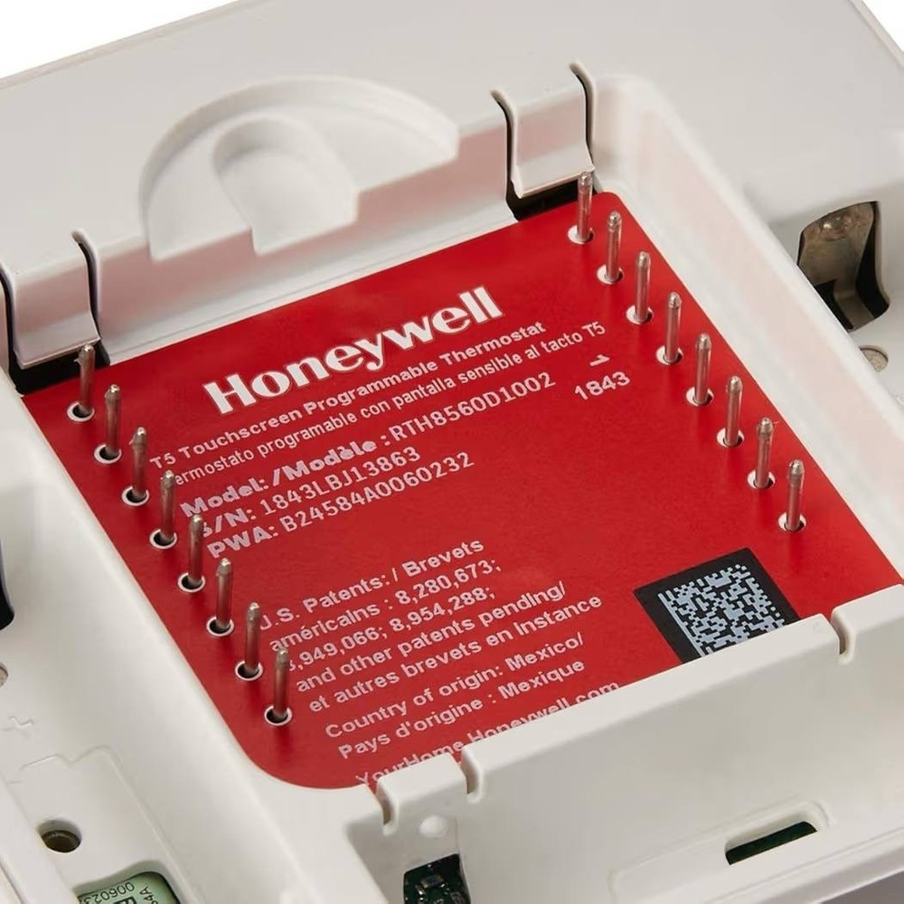 Honeywell RTH8560D1002 Touchscreen Programmable Thermostat White 7-Day
