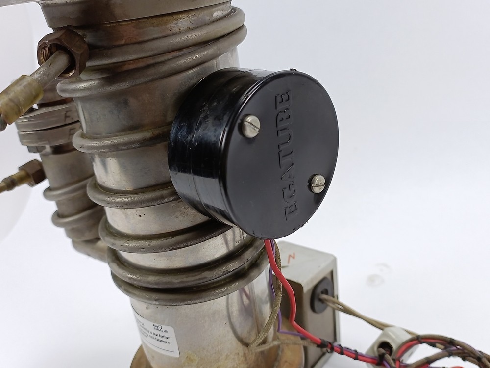 Edwards E02 Diffusion Vapor Pump
