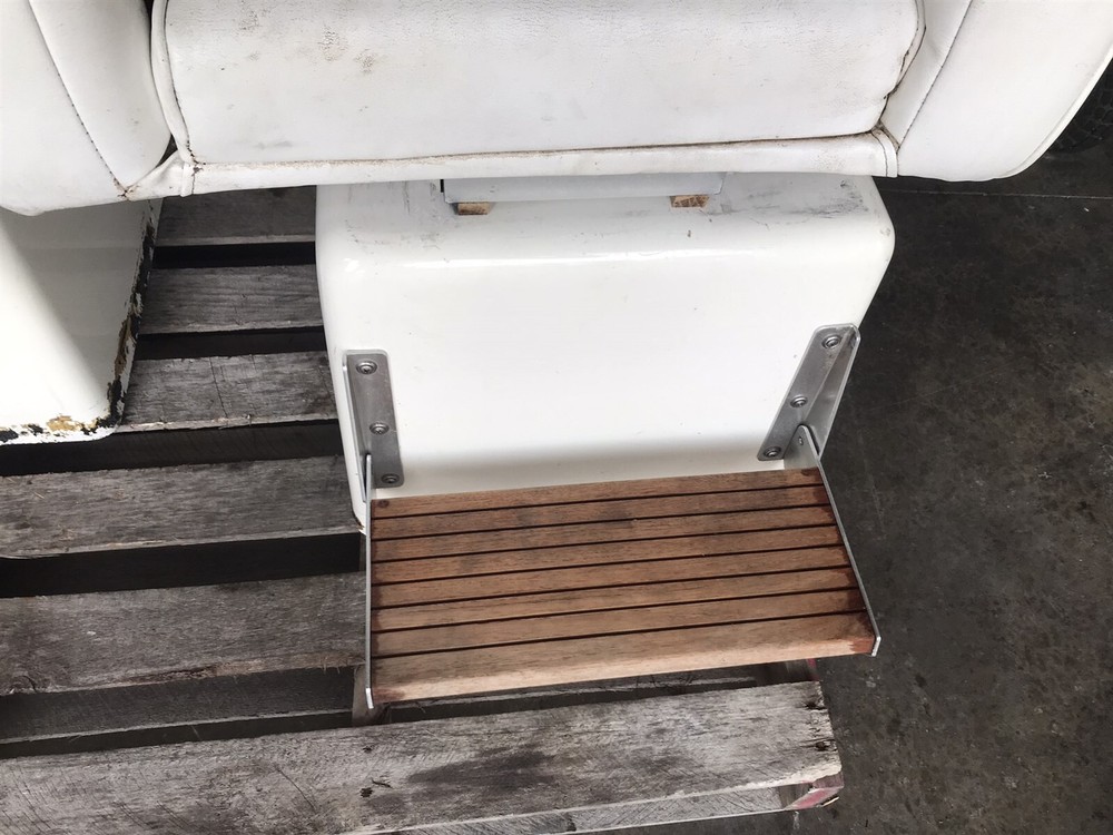 boat captains chairs seats and mount base boxes