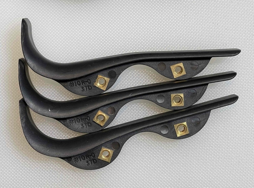 HOYT Target Grip, RH, Just 1 Grip Only