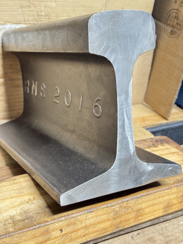 { 2016 } Railroad Train Track ( Approximately 39 Lbs ) Display / Anvil Etc.