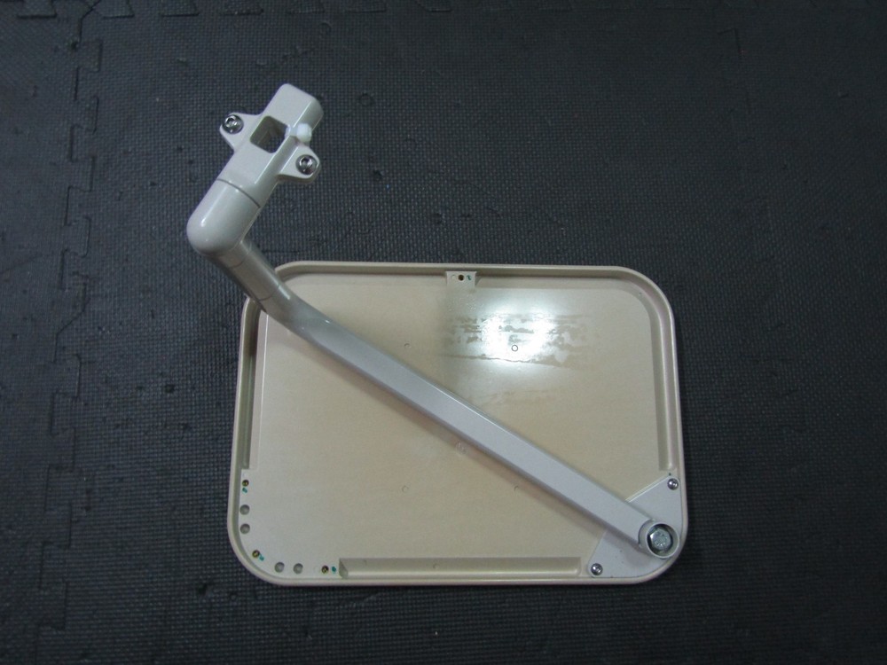 ADEC 532 DENTAL UNIT TABLE WITH ARM