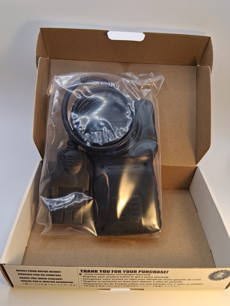 MOTOPOWER MP69033 Car OBD Scanner Code Reader Engine Fault Scanner