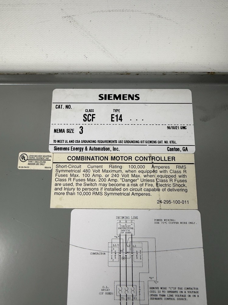 Siemens SCF Combination Motor Controller Enclosure Disconnect Box. Door / Cover