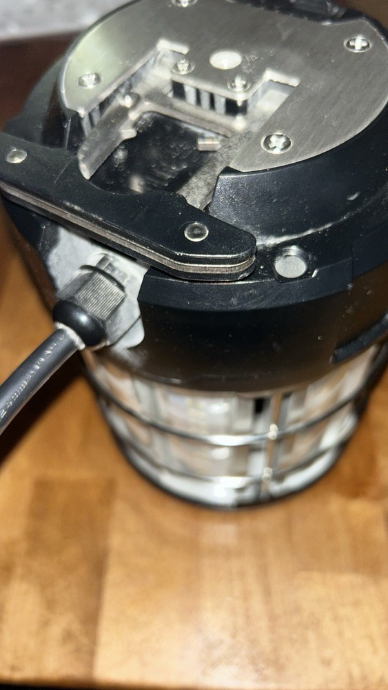 LÁMPARA TEMPORAL DE TRABAJO LED