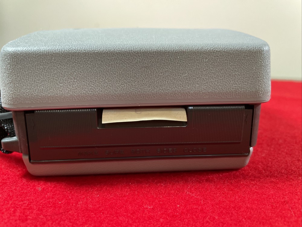 Vintage Polaroid Land Camera 220