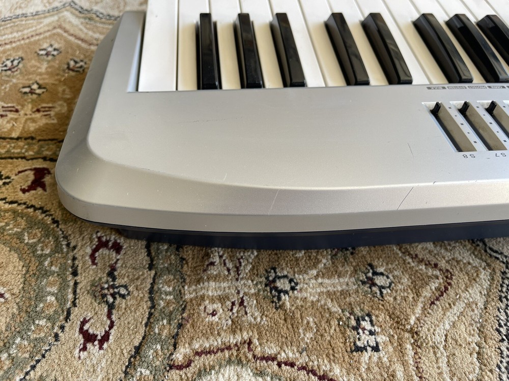 Edirol MIDI Keyboard Controller PCR-50