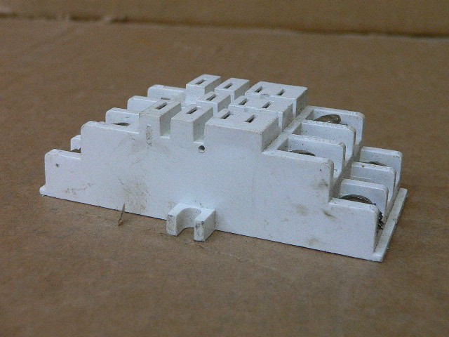 Curtis Cus16 Relay Socket (Used)