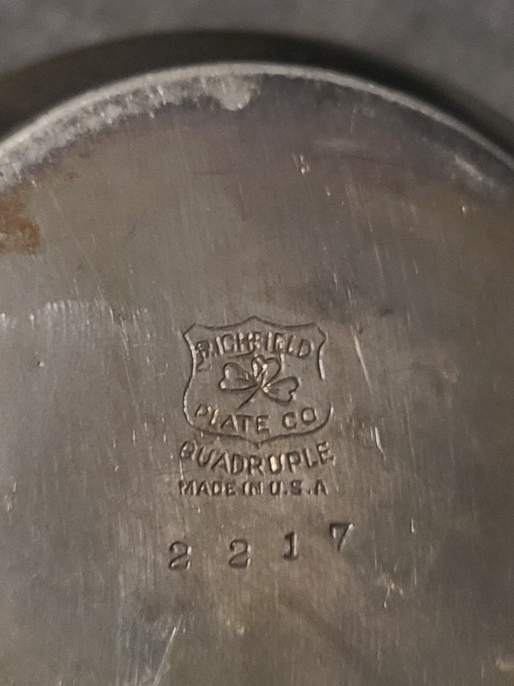 Antique Richfield Plate Co. Quadruple USA 3656 Etch Pattern DBL Handle