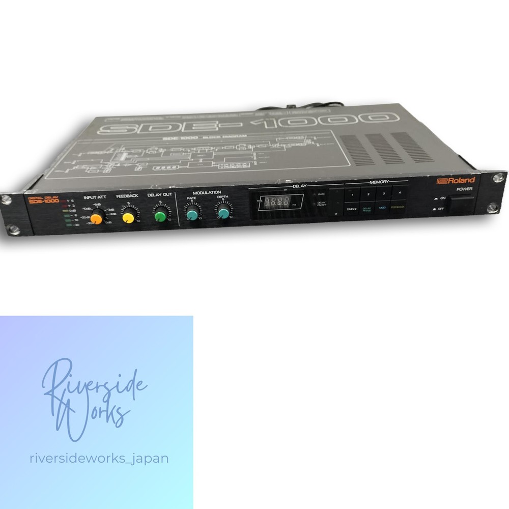 ROLAND SDE-1000 Digital Delay Unit