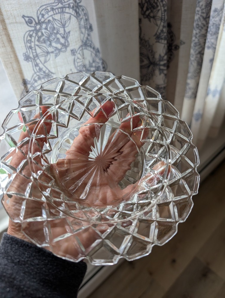 Vintage Clear Glass Ashtray Or Small Dish Scalloped Diamond Pattern