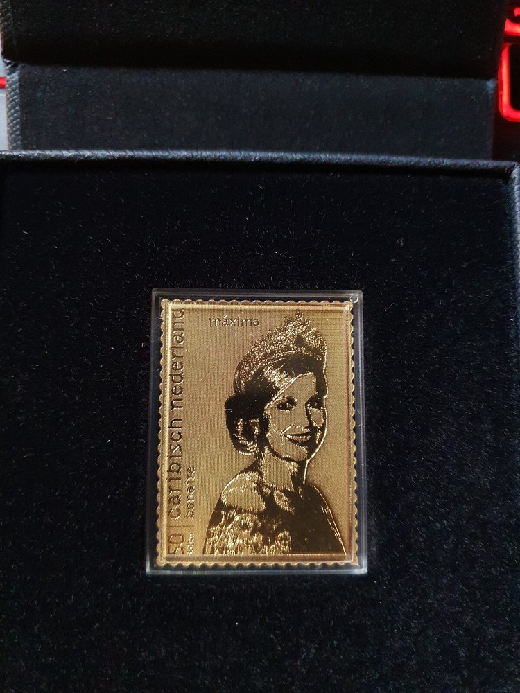BONAIRE, QUEEN MAXIMA GOLD STAMP