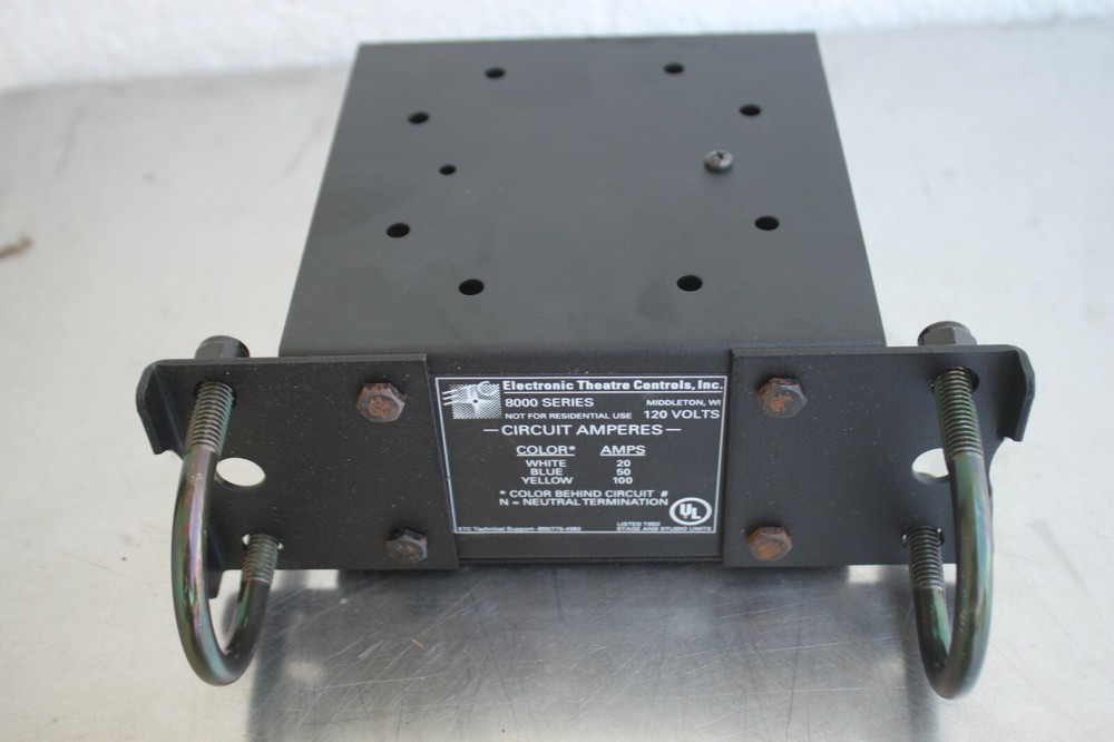 ETC 8000 SERIES STAGE PIN PANEL DISTRIBUTION PLUG BOX NEW