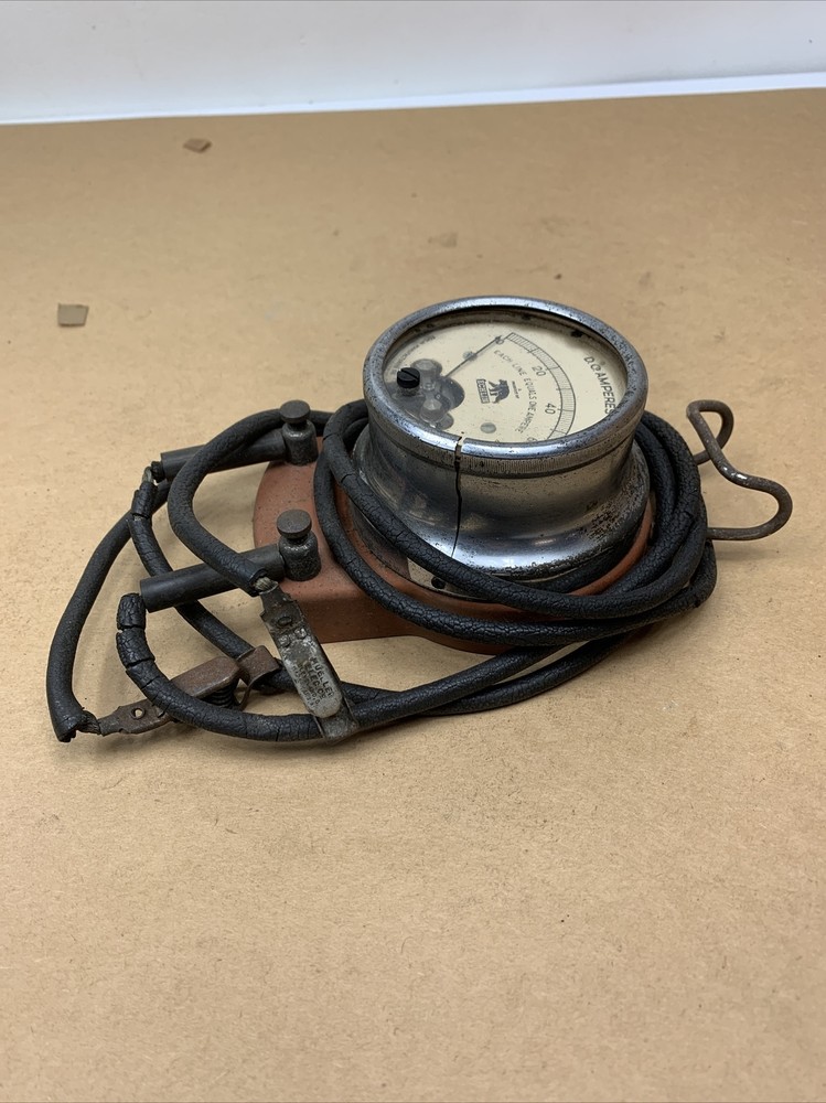 Antique Echlin D.C. Voltage D.C.Amperes Testing Equipment
