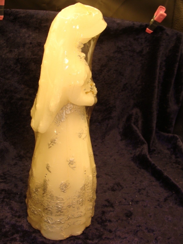 BRIDE CANDLE ~ 10”x4” ~ Excellent Condition ~