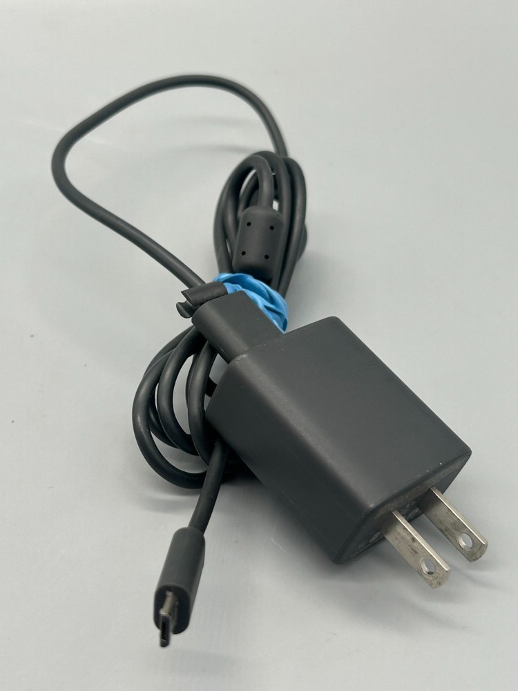 Google Chromecast (3rd Gen) Media Streamer (NC2-6A5)