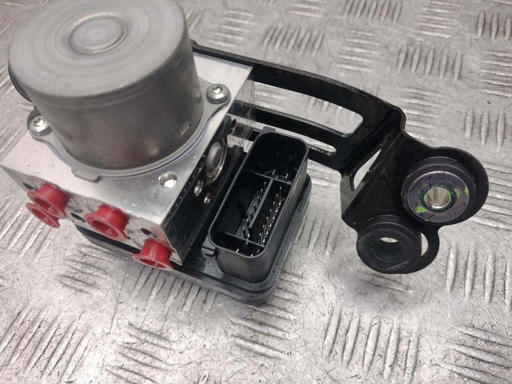 2023 YAMAHA YZF R125 ABS PUMP