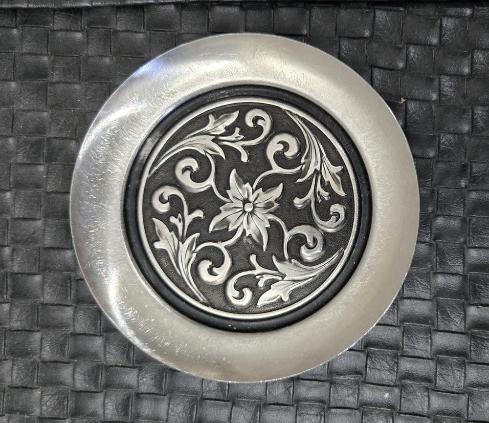 METAL 4" WINE COASTER WITH RAISED FLOWER DESIGN