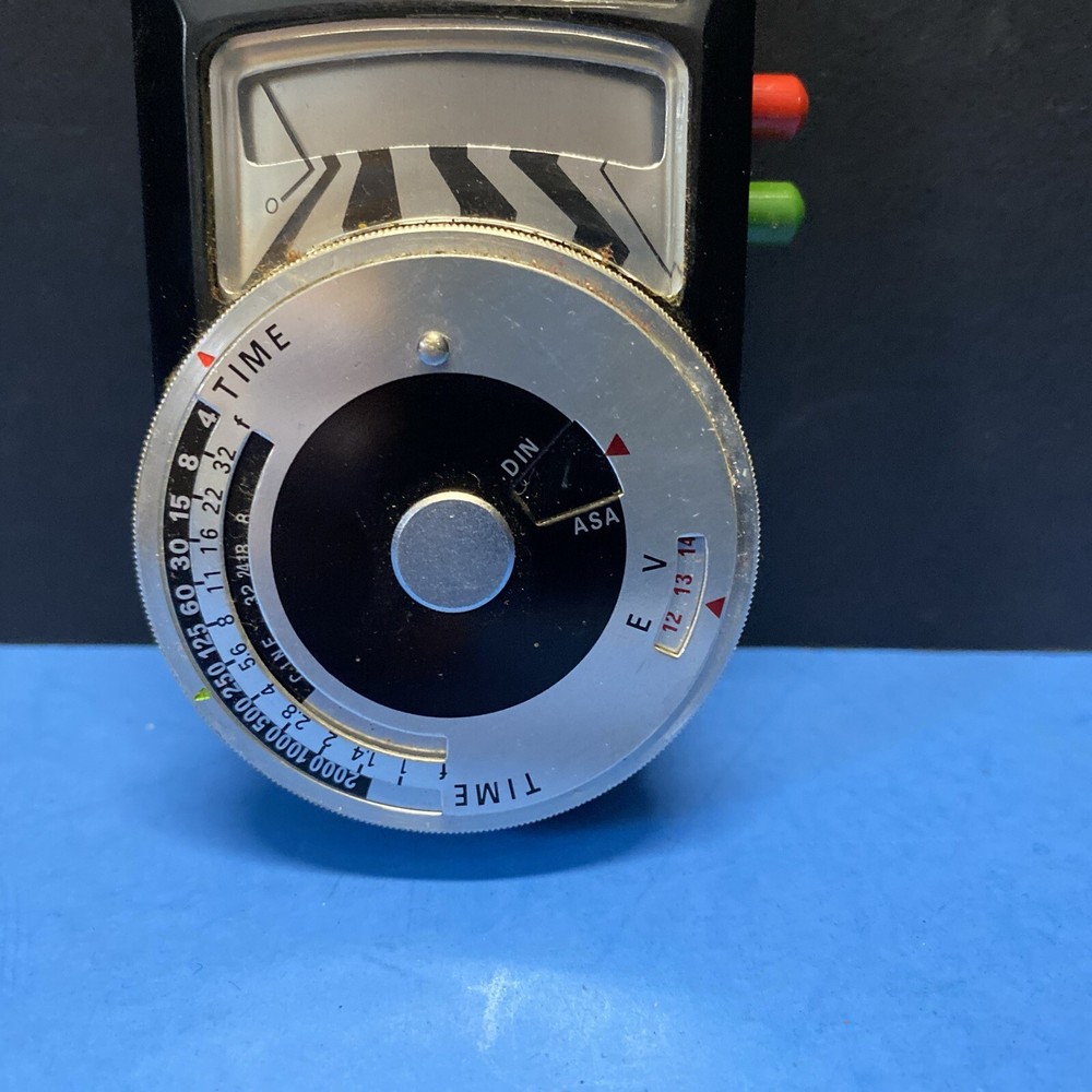 VINTAGE SOLIGOR SELECTOR CDS LIGHT METER- Untested