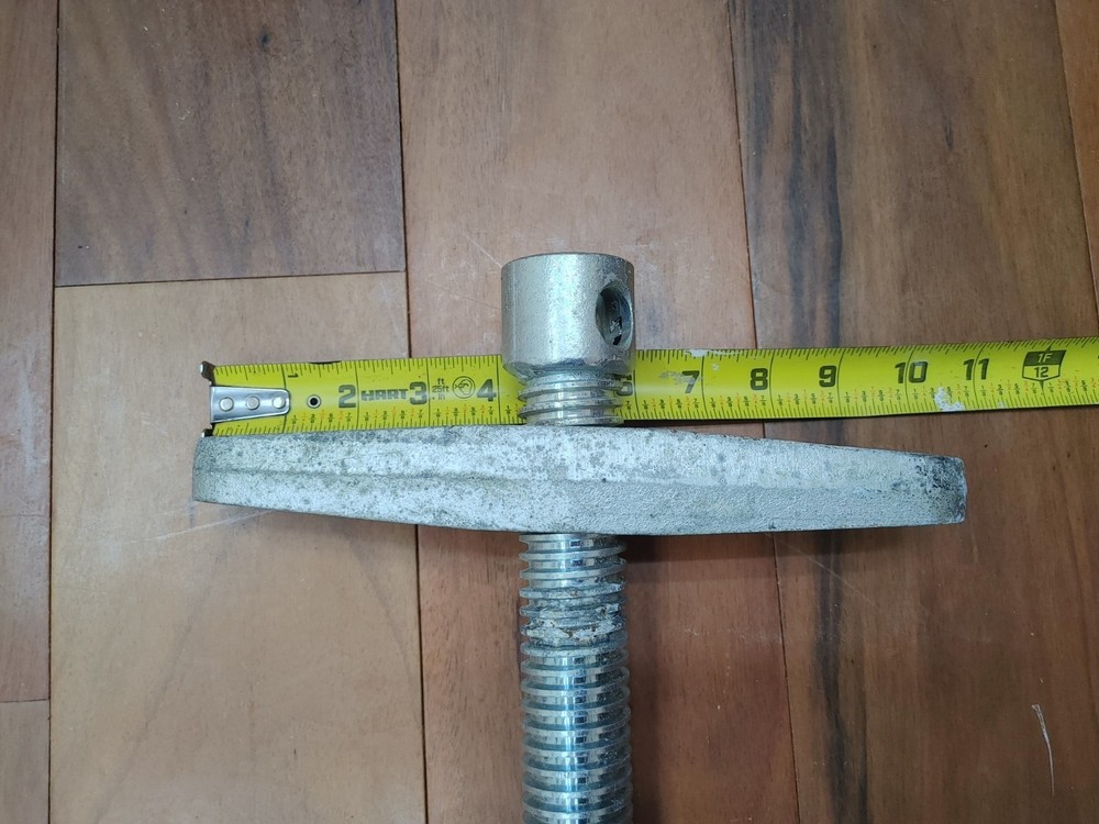 Adjustable Level Jack