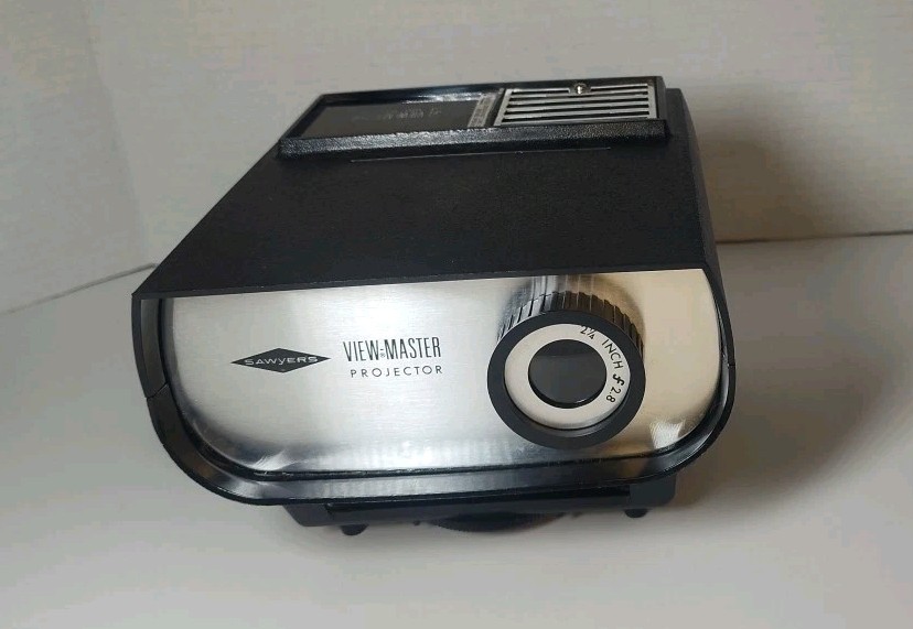 Vintage gaf View Master 100 Deluxe Projector - Tested & Working
