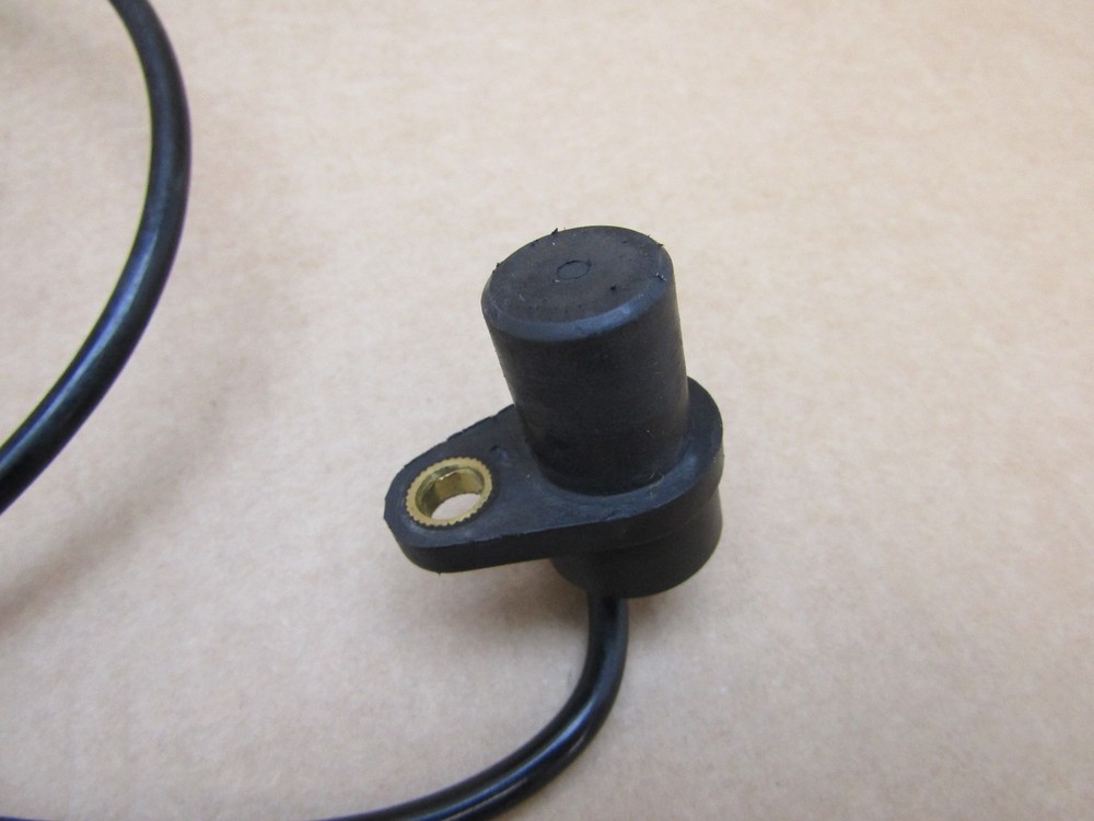 Benelli TNT 125 E5 2023 4,725 miles rear ABS sensor (15470)