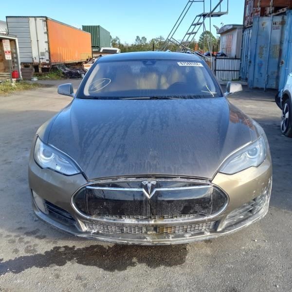TESLA S 2015 Battery 479490