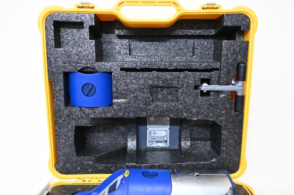 Spectra Trimble DG711 Precision Pipe Laser Kit