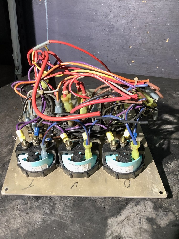 Marine Switch + Gauge Dash Panel w/ Key