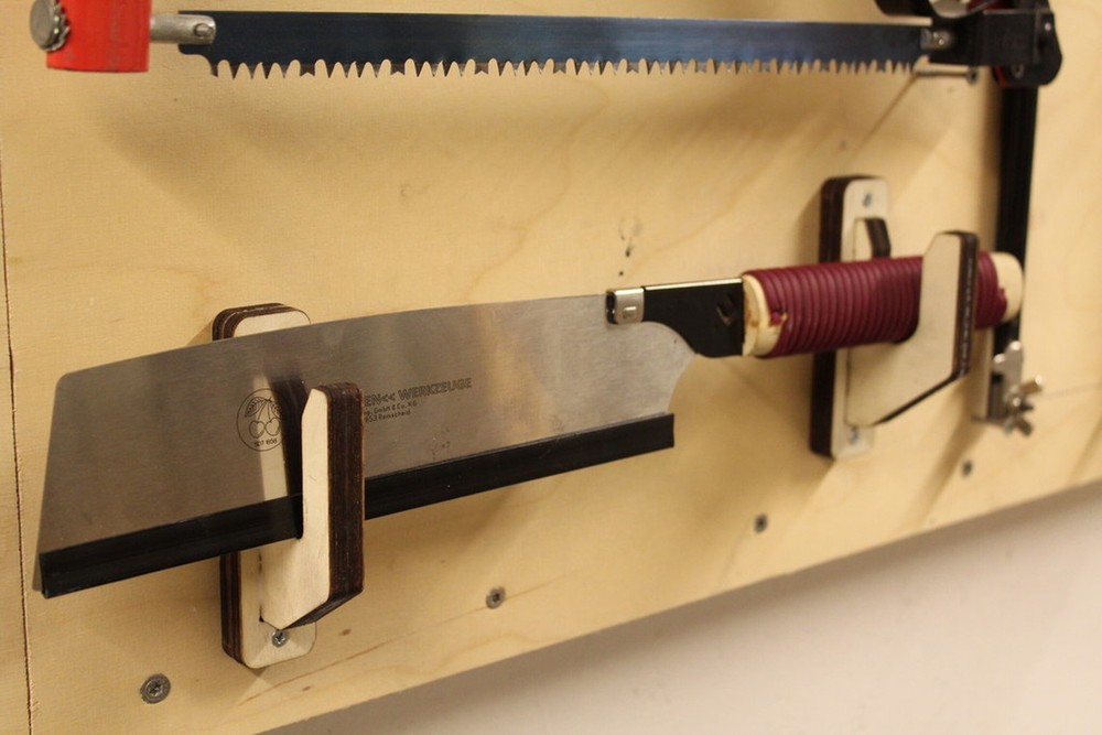 Saw Wall Mount Holder - Workshop Tool Organization Storage Rack for Hacksaw and