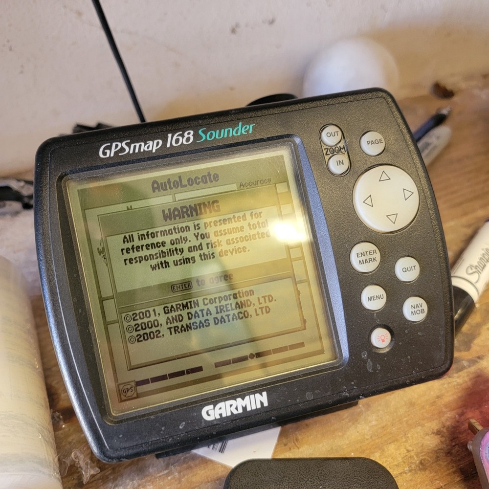 Garmin GPSmap 168 Sounder ChartPlotter GPS Sonar FishFinder Used Tested