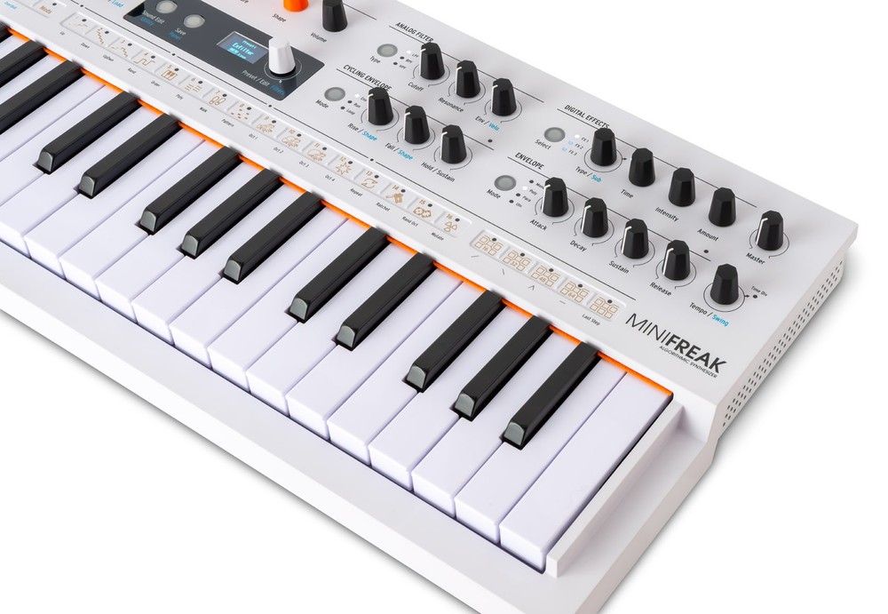 Arturia MiniFreak Vocoder Spontaneous Algorithmic Synthesizer, Polyphonic Hybrid