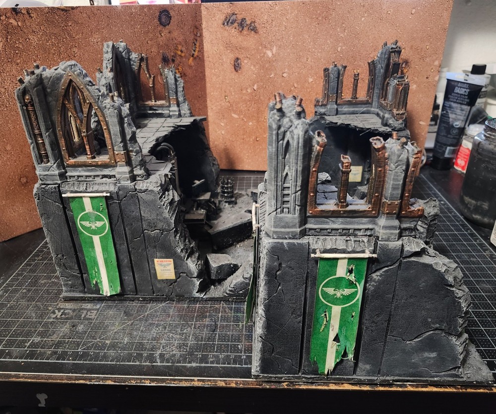 scratch built large ruin for wargaming