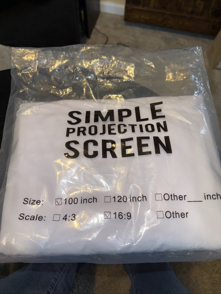 Simple Projection Screen 100inch 16:9 - NEW