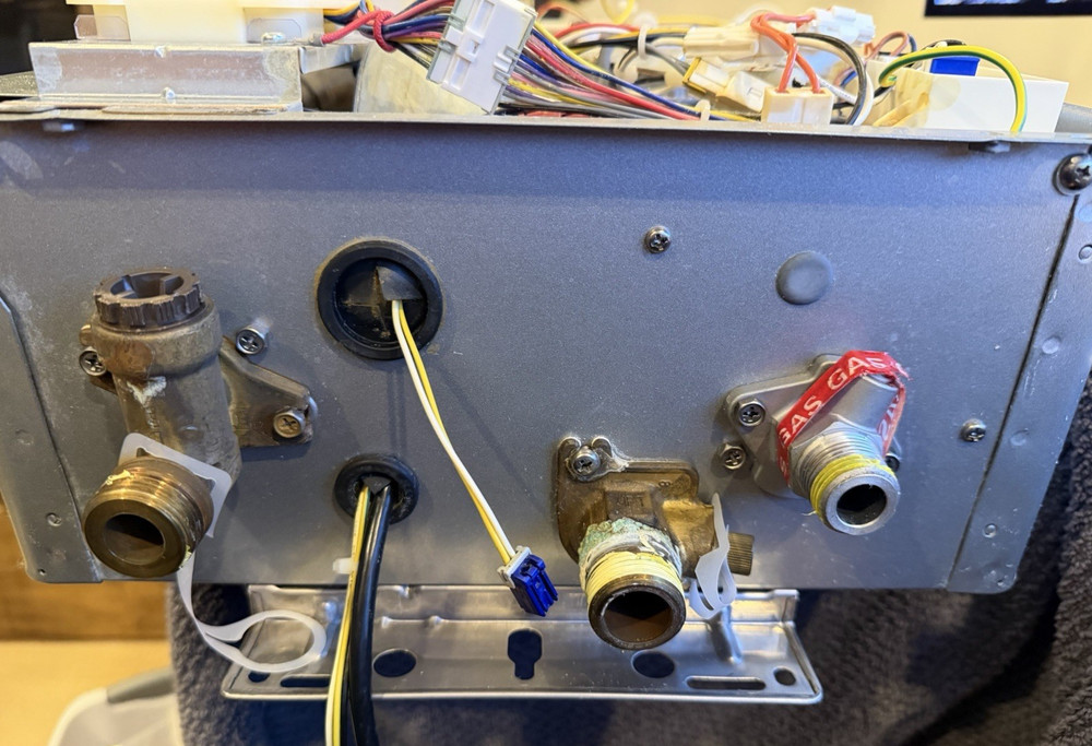 Rinnai RH180 Tankless Module REU-VA1320WF-US - Pulled Working but As-Is (#1)