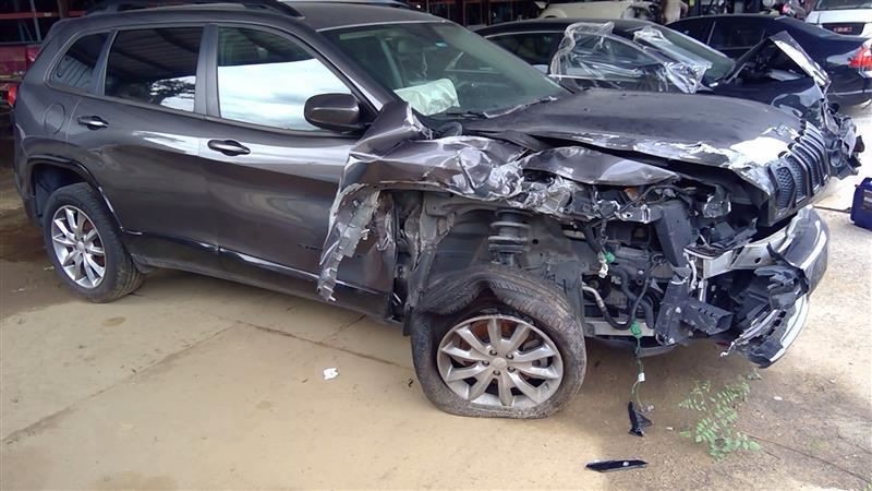 CHEROKEE 2018 Fuse Box Cabin 6645