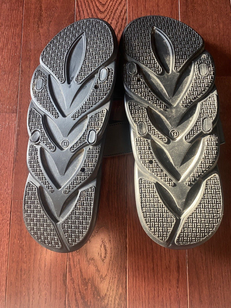 MEN'S PONY DIVER BLACK Size 13 SANDALS
