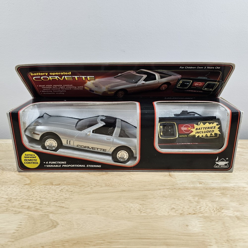Vintage 1985 New Bright Wired Remote Control R/C Silver Corvette