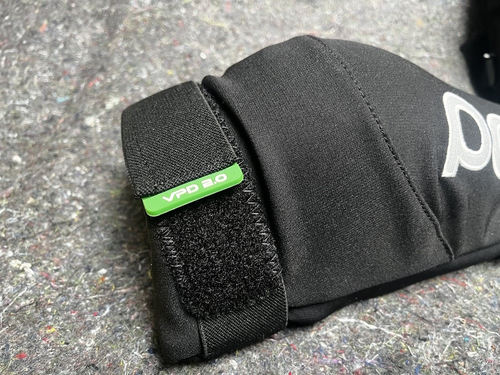 POC Joint VPD 2.0 Protective Knee Guard - Uranium Black, S