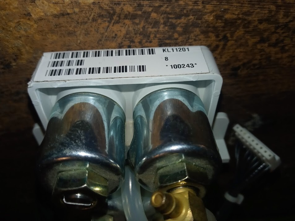 KENDALL Pump Vascular Compression Solenoid Valve Block Assembly KL11201