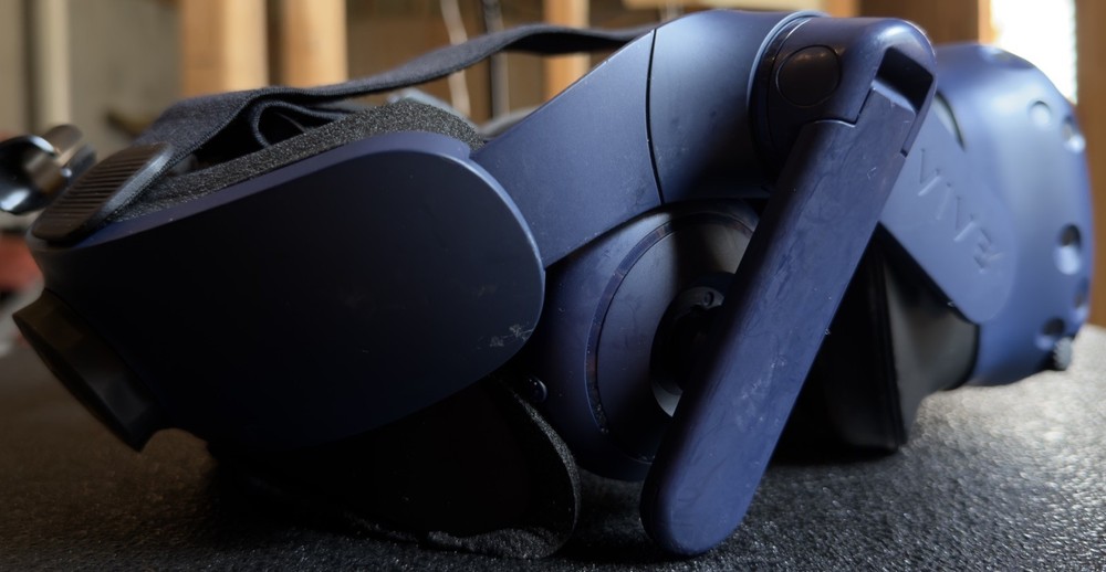 HTC Vive Pro EYE VR Headset Only Virtual Reality System Great Condition