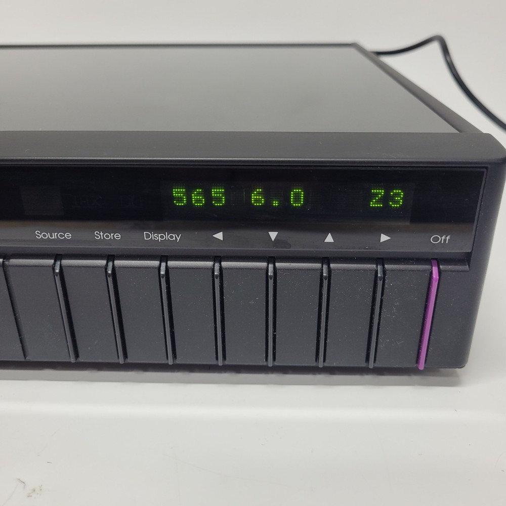 Meridian 565 Digital Surround Sound Processor 6.0 z3 with remote & original box!