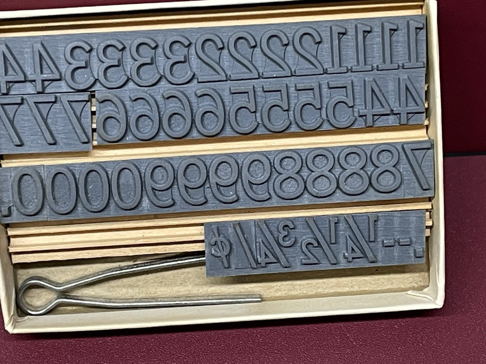 STA-TITE Ribbed Rubber Type Font RF8 Rubber Stamp Printing Type 3/8"