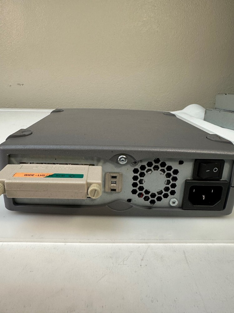 SUN 380-1323-01 DAT 72 DIGITAL DATA STORAGE DRIVE