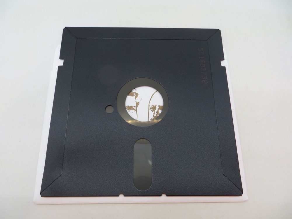 1985 APPLE COMPUTER 5.25" Floppy Disk MINIPIX ProDOS Version Beagle Bros