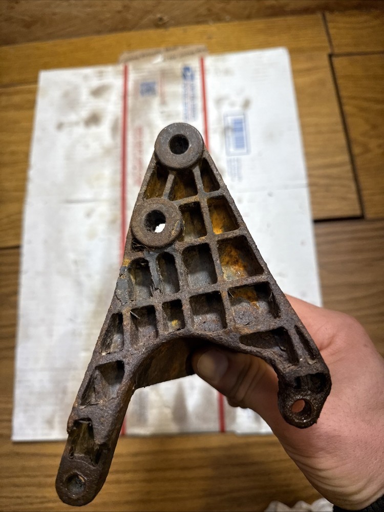 Mercruiser raw water pump mount bracket