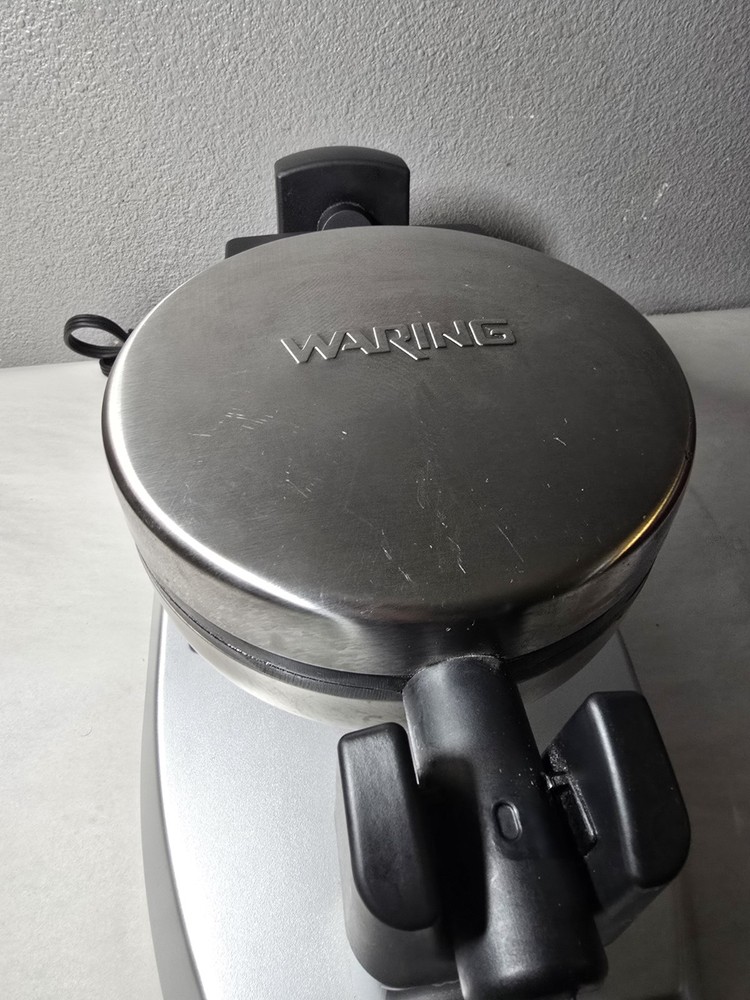 Waring Pro WMK300A Belgian Waffle Maker Silver